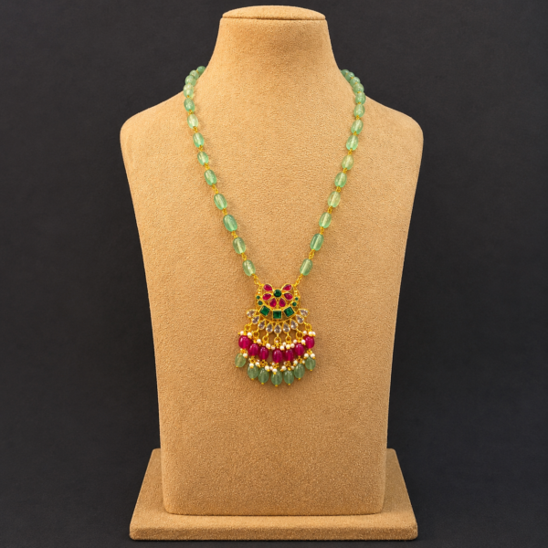 light weight multi color neckset